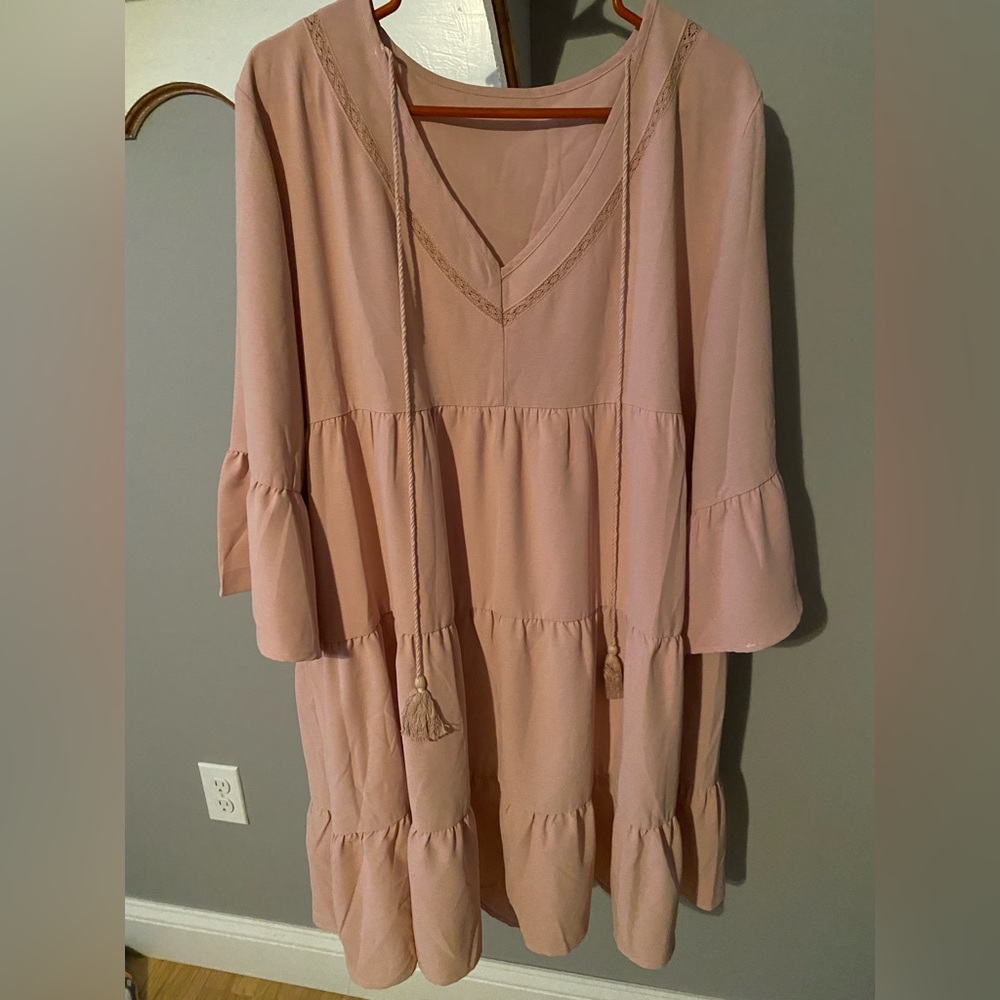 Light Pink peplum dress. NWOT. Never worn. Amazon Brand.